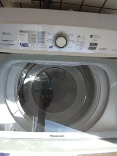 Máquina de lavar Panasonic Modelo NA-F160BG 16 quilos