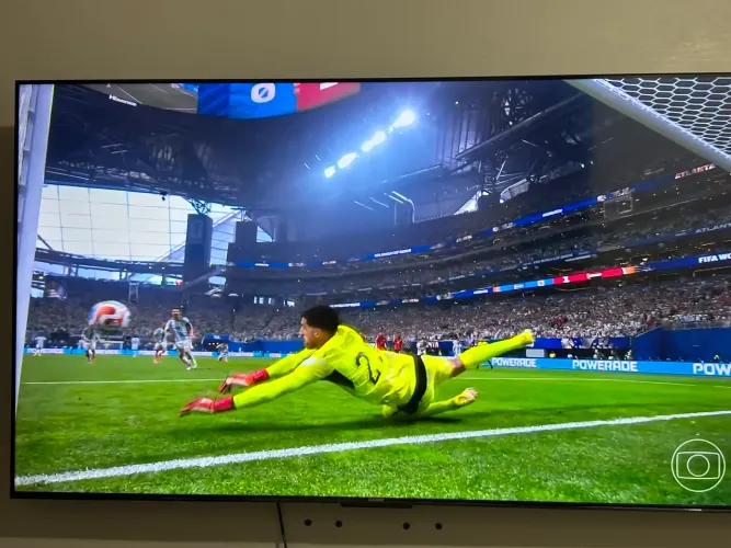 Televisão 65 polegadas