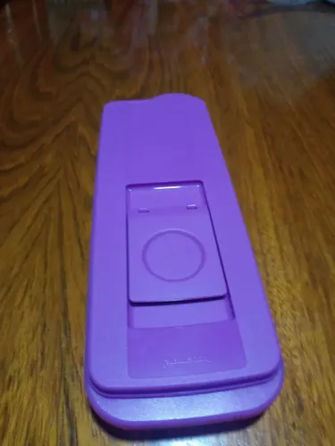 Tupperware Genuíno Forma de Gelo de 14 cubos Roxo