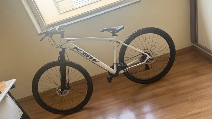 Bicicleta Bike Aro 29 com marcha
