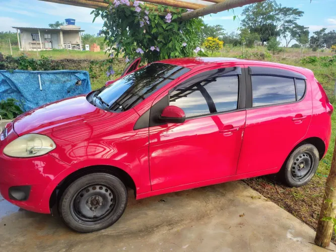 Fiat Palio Attractive 1.0 EVO Fire Flex 8V 5P 2014