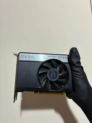 Placa de Vídeo GTX 650 TI 1GB EVGA