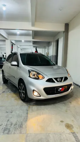 Nissan March SL 1.6 16V Flex Fuel 5P 2015