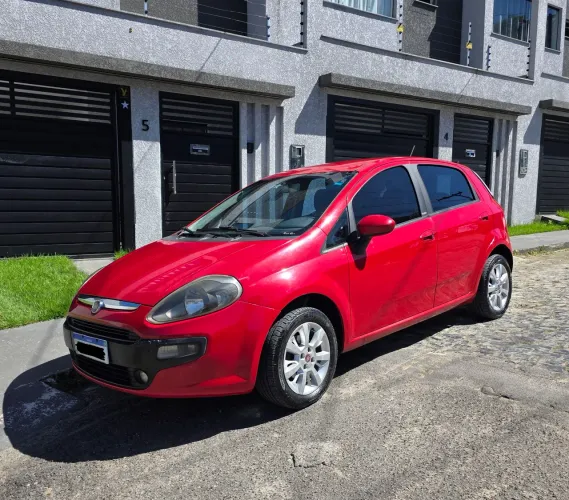Fiat Punto Attractive 1.4 Fire Flex 8V 5P 2014