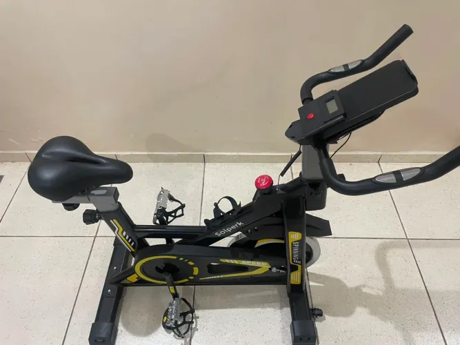 Bicicleta spinning profissional
