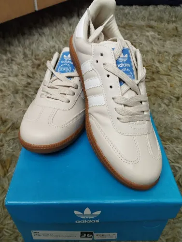 Tênis Adidas Sampa Bege n°36