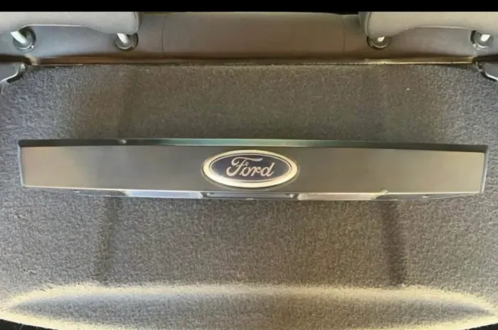 Aplique Moldura Ford Ka 2007 a 2014 (Tampa traseira) original