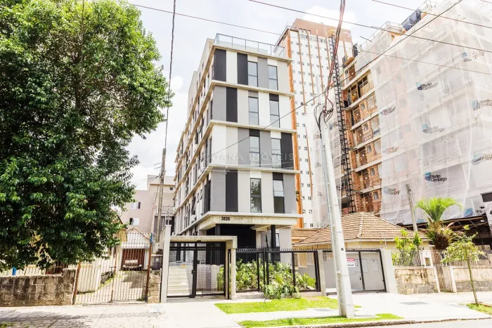 EXCELENTE STUDIO PARA LOCAÇÃO, TODO MOBILIADO, NO ÁGUA VERDE.