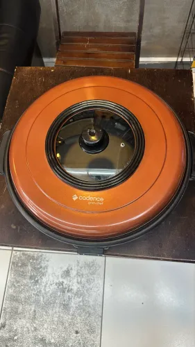 Frigideira elétrica grande 