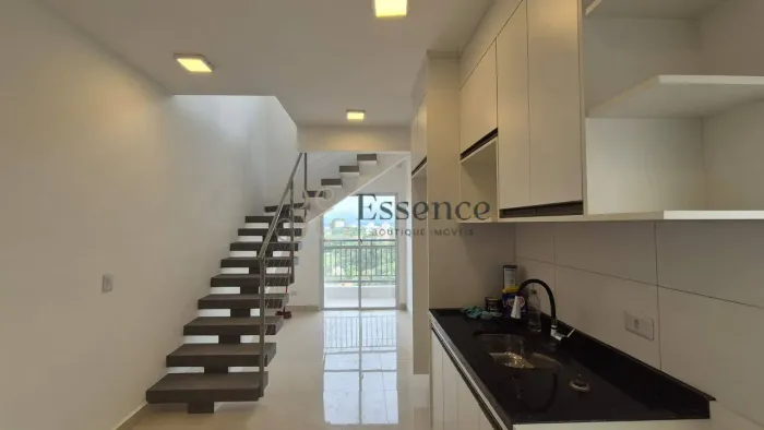 Cobertura duplex no Condomínio Palmeira Real Village em Pindamonhangaba/SP