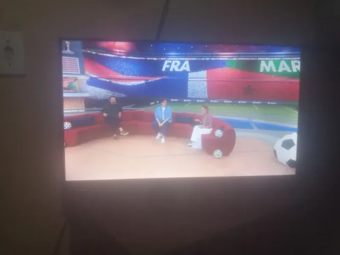 Vendo TV 32 polegadas marca aoc em perfeito estado de conservação, sem avarias