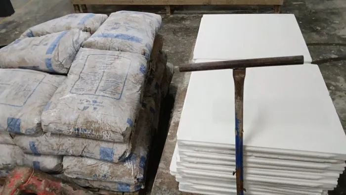 Limpeza de terreno outros serviços e etc aceito proposta