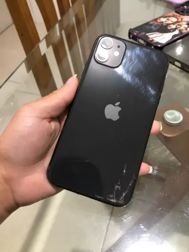 iPhone 11