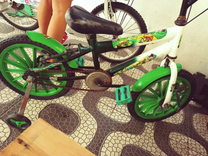 Bicicleta aro 16 menino