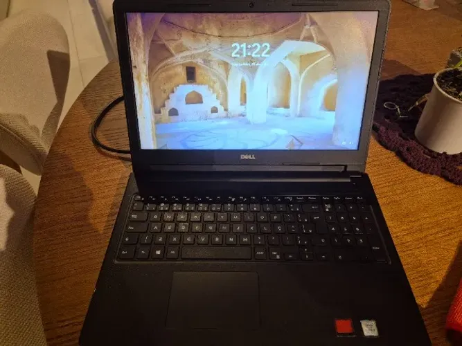 Notebook i7 8a Geração - 500GB SSD - 24GB Ram - Radeon TM 520