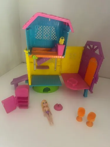 Boneca Polly Pocket Casa Club Espaços Secretos GMF81 