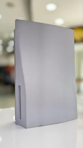 PS5 SEMI NOVO 825 GB