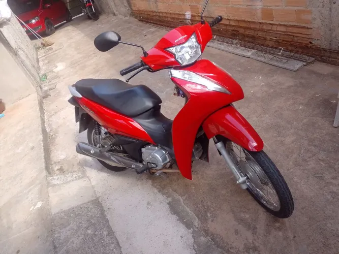 Biz 110 vermelha