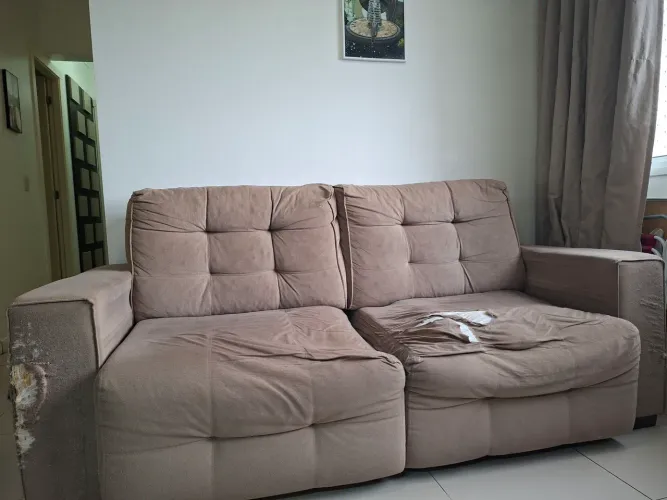 Sofá suede retrátil