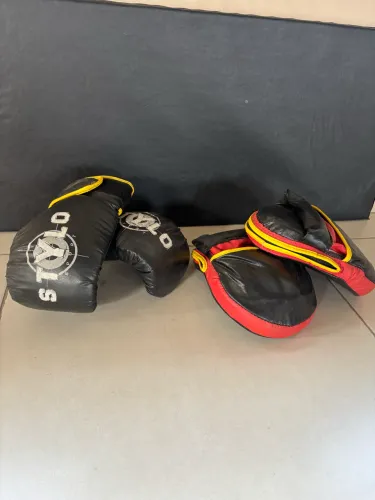 Equipamento de musculação