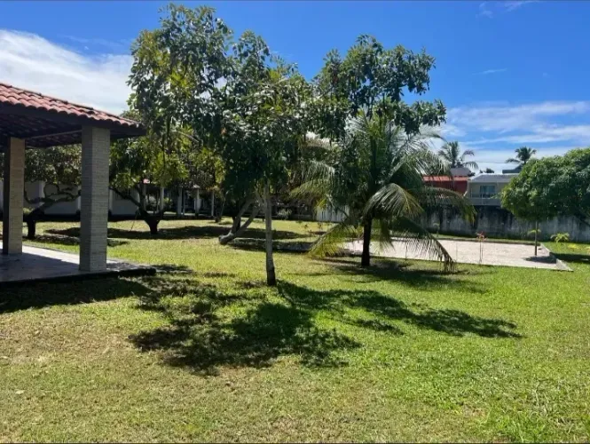 Chácara no Bairro Robalo - 3.100m², 3 Quartos, Garagem, 5 Banheiros e Churrasqueira