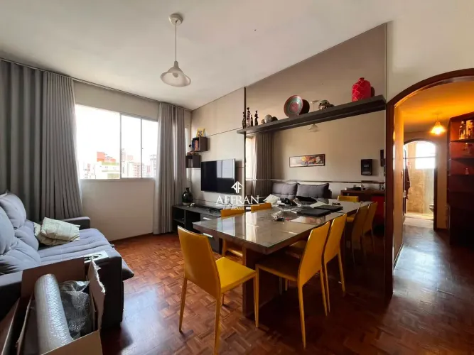 Imóvel para aluguel possui 85 metros quadrados com 2 quartos em Lourdes - Belo Horizonte -