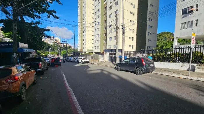 VENDO APARTAMENTO POLITEAMA