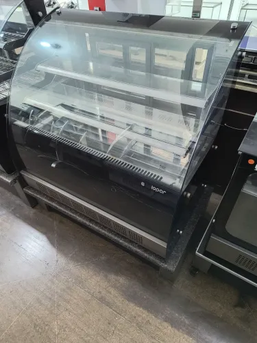 Balcão Vitrine de Tortas Ar Forçado Gelopar Ótimo Estado 