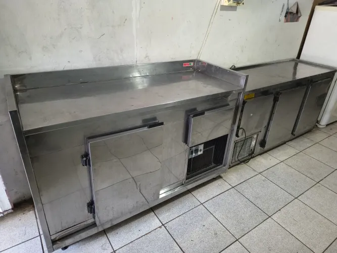 Balcões refrigerados inox valor de cada 3999 dependendo do local entrega grátis hoje  