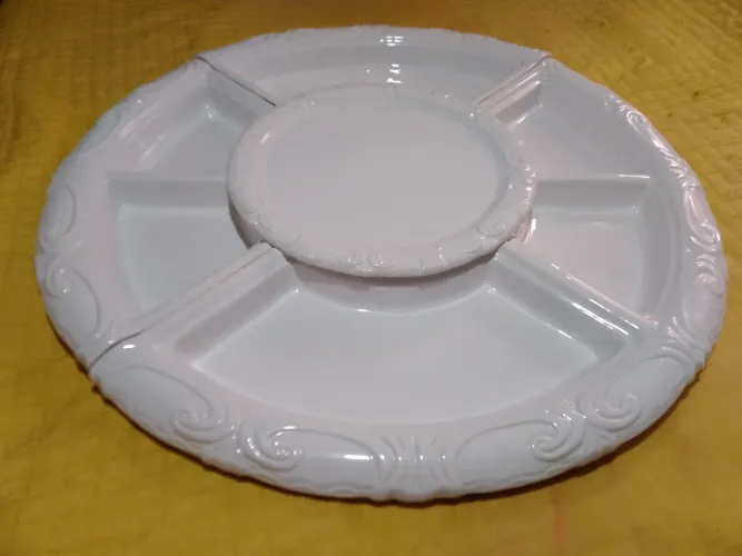 Petisqueira branca