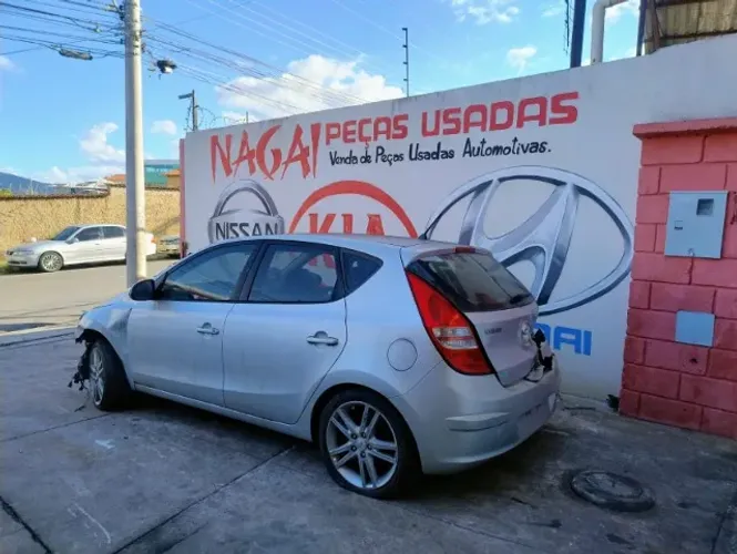 Sucata I30 Manual 2010 para retiradas de peças originais