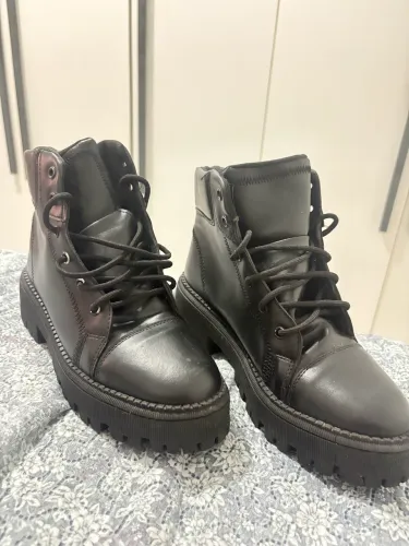 BOTA FEMININA