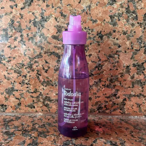 Body Splash Ameixa e Flor de Baunilha