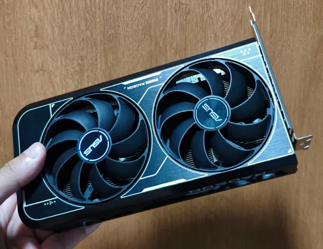 PLACA DE VIDEO RX 6600 8GB NOVÍSSIMA. VENDO OU TROCO
