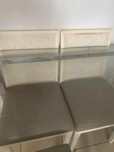 4 Cadeiras Mesa de Jantar de Madeira Acolchoadas 