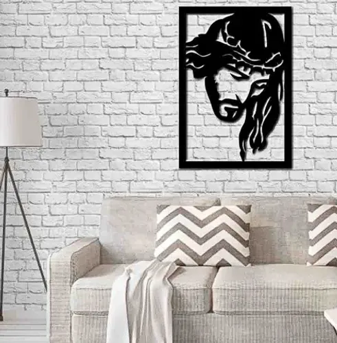 Quadro decorativo cristo em MDF preto mais kit instalação 65 x 50cm