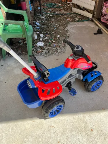 Carro de passeio infantil 