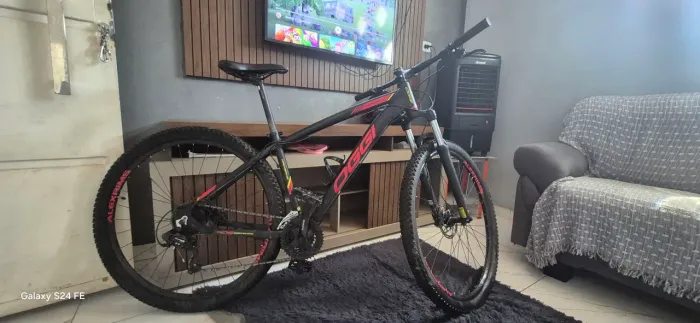 Bicicleta Oggi Hacker HDS 2024 - R$ 1.800,00