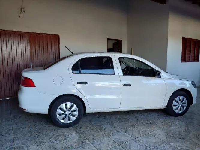 Volkswagen Voyage Trendline 1.6 T.flex 8V 4P 2016