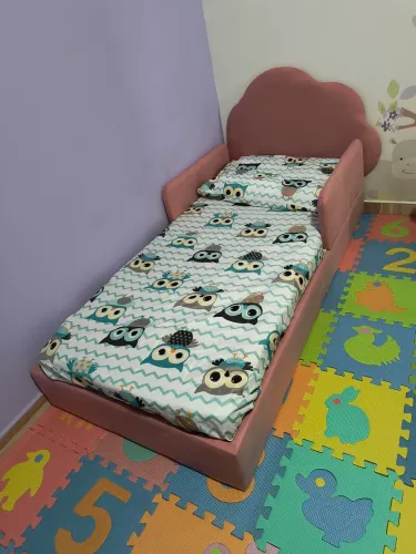 Cama infantil montessoriana com colchão - NOVA