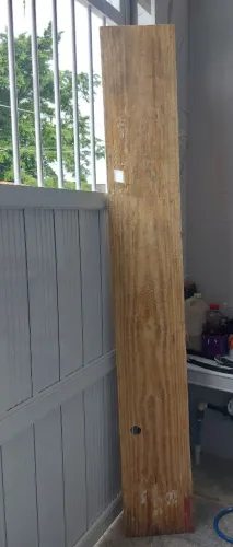 Tabua Pinus Serrado 30cm c/ 2.20 mts
