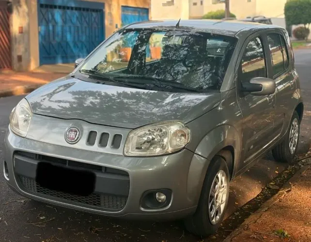 Fiat Uno Vivace Celeb. 1.0 EVO F.flex 8V 5P 2011