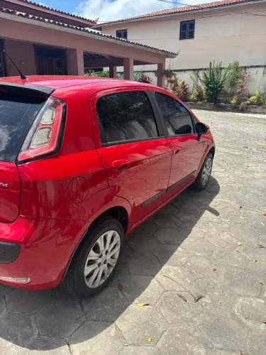 Fiat Punto Attractive 1.4 Fire Flex 8V 5P 2013