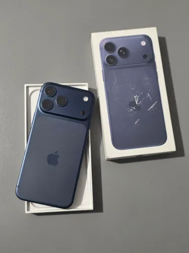 IPhone 17 Pro Max 256GB Azul com garantia 06/2027