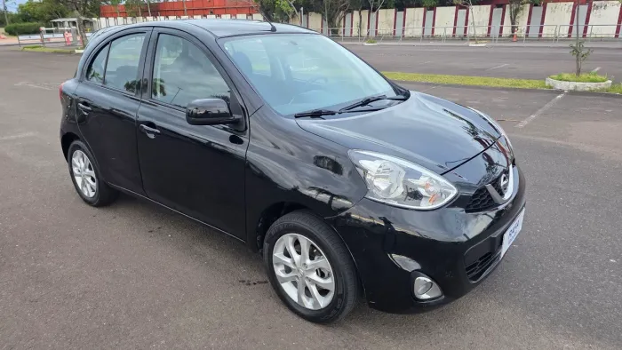 Nissan March SV 1.0 12V Flex 5P 2016