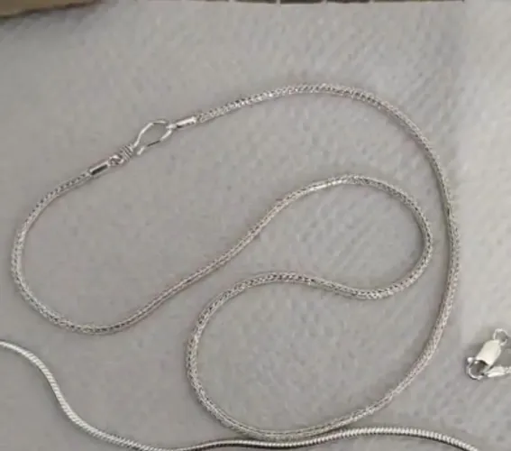 Cordão de prata