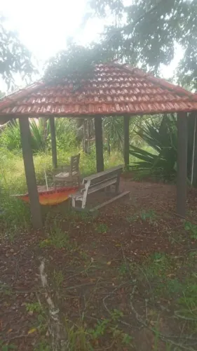 Rancho com 3 dormitórios à venda, 28000 m² por R$ 650.000,00 - Zona Rural - Conchas/SP