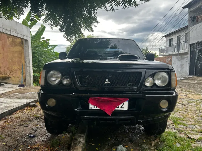 Mitsubishi L200 GL 2.5 4X4 CD Diesel 2000