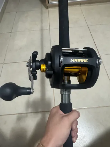 Carretilha Marine Master 60 Hil + Vara Lumis Crazzy Eddy Giants 80-150 lbs 1,90m