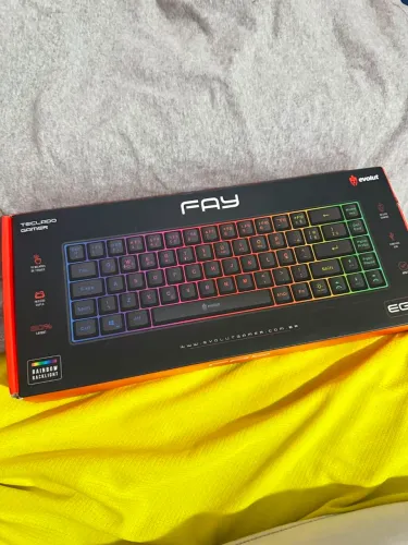Vendo kit gamer em estado de novo, com pouquíssimo uso